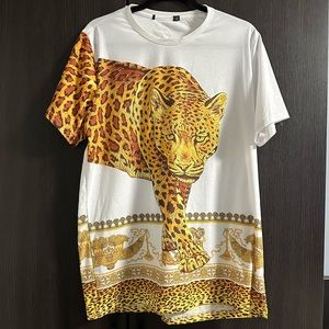 Men’s Versace T shirt